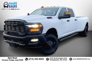 2025 RAM 3500 Tradesman Crew Cab 4x4 8' Box