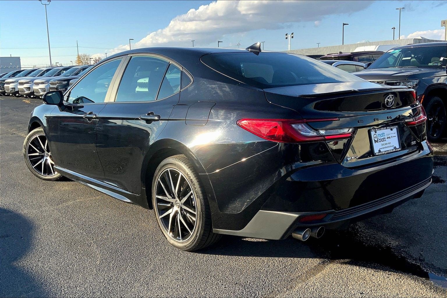 2025 Toyota Camry SE