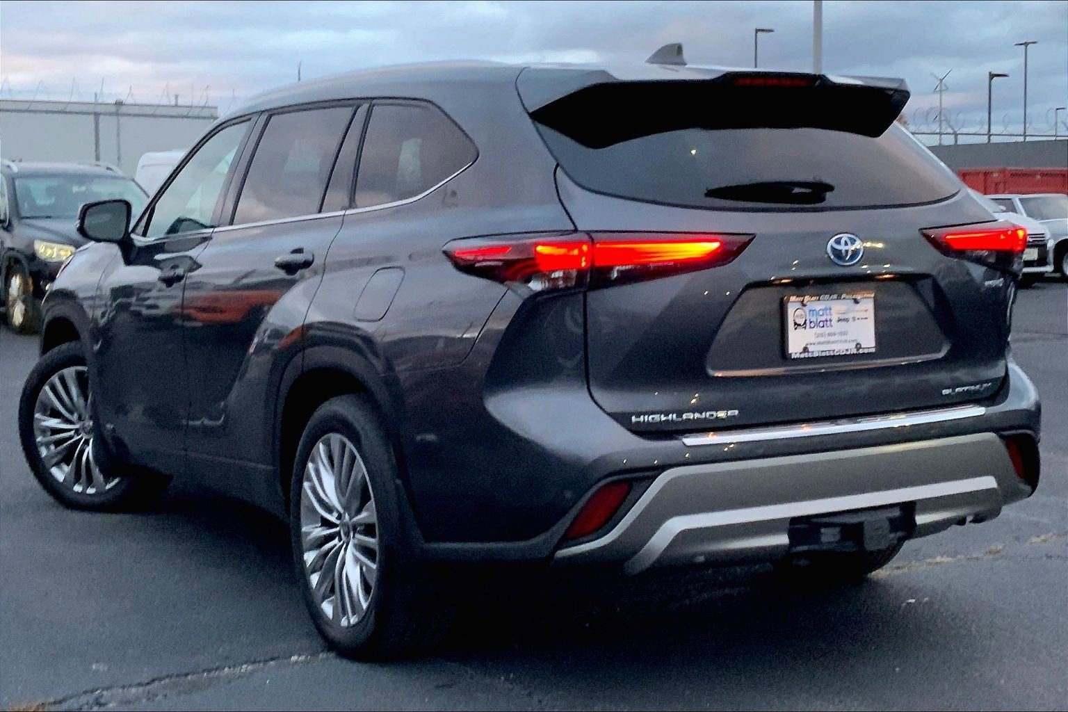 2024 Toyota Highlander Platinum