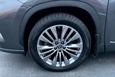 2024 Toyota Highlander Platinum