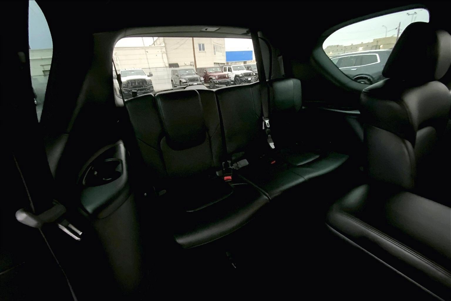 2023 Nissan Armada SL 4WD