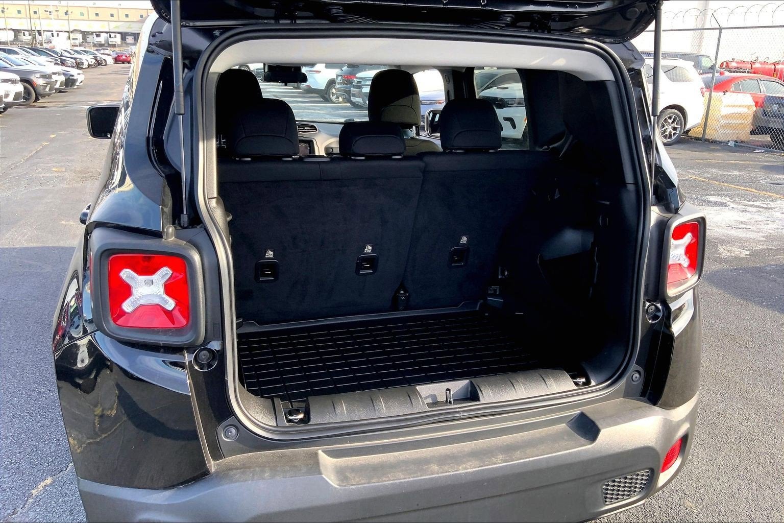 2023 Jeep Renegade Latitude 4x4