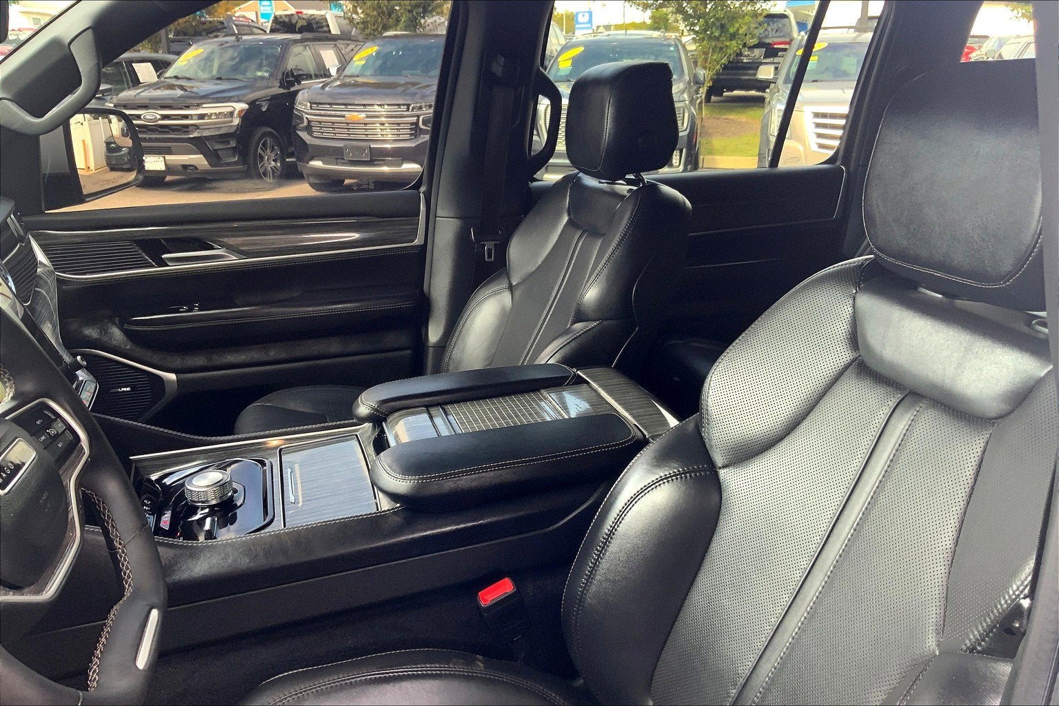 2022 Jeep Wagoneer Series II