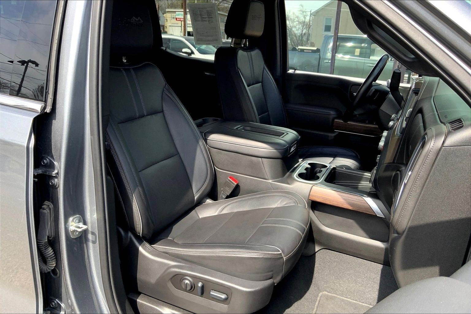 2022 Chevrolet Silverado 1500 LTD High Country