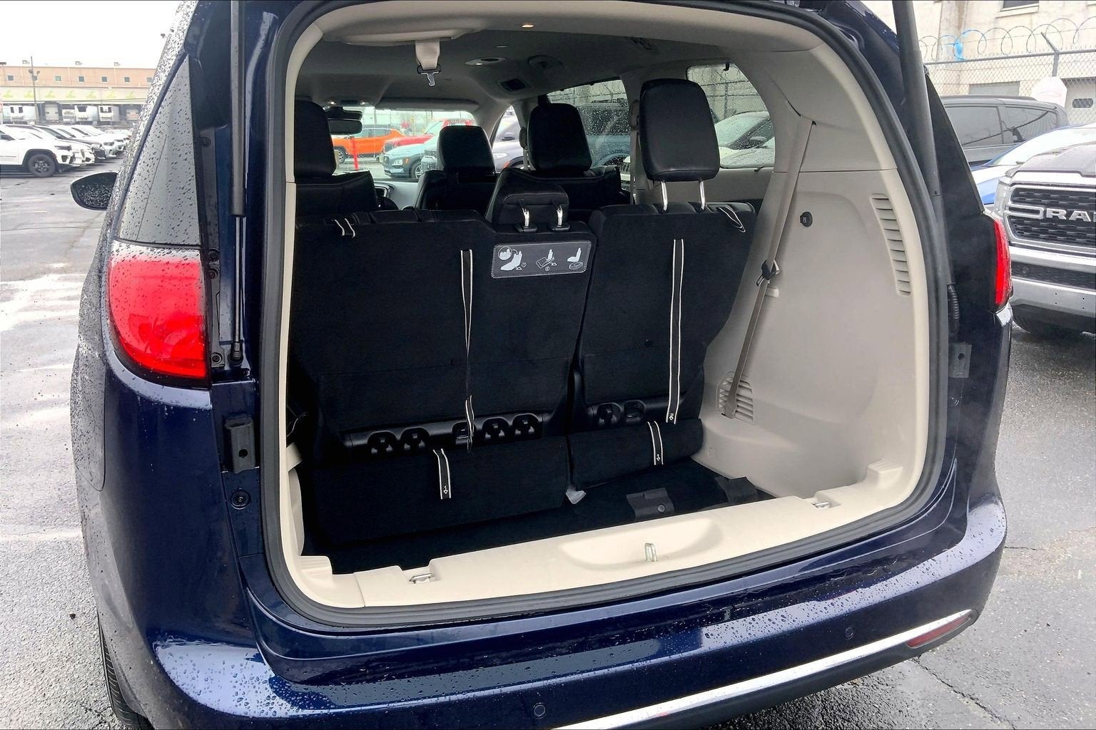 2020 Chrysler Pacifica Hybrid Limited
