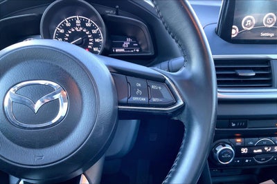 2018 Mazda Mazda3 4-Door Touring