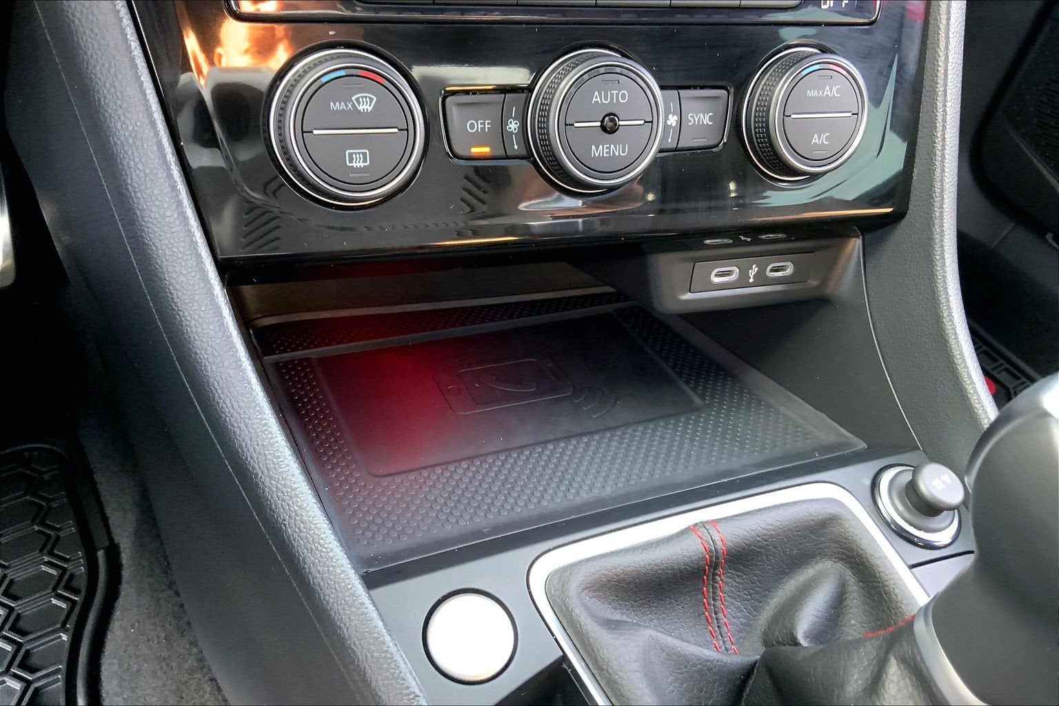 2024 Volkswagen Jetta GLI Autobahn