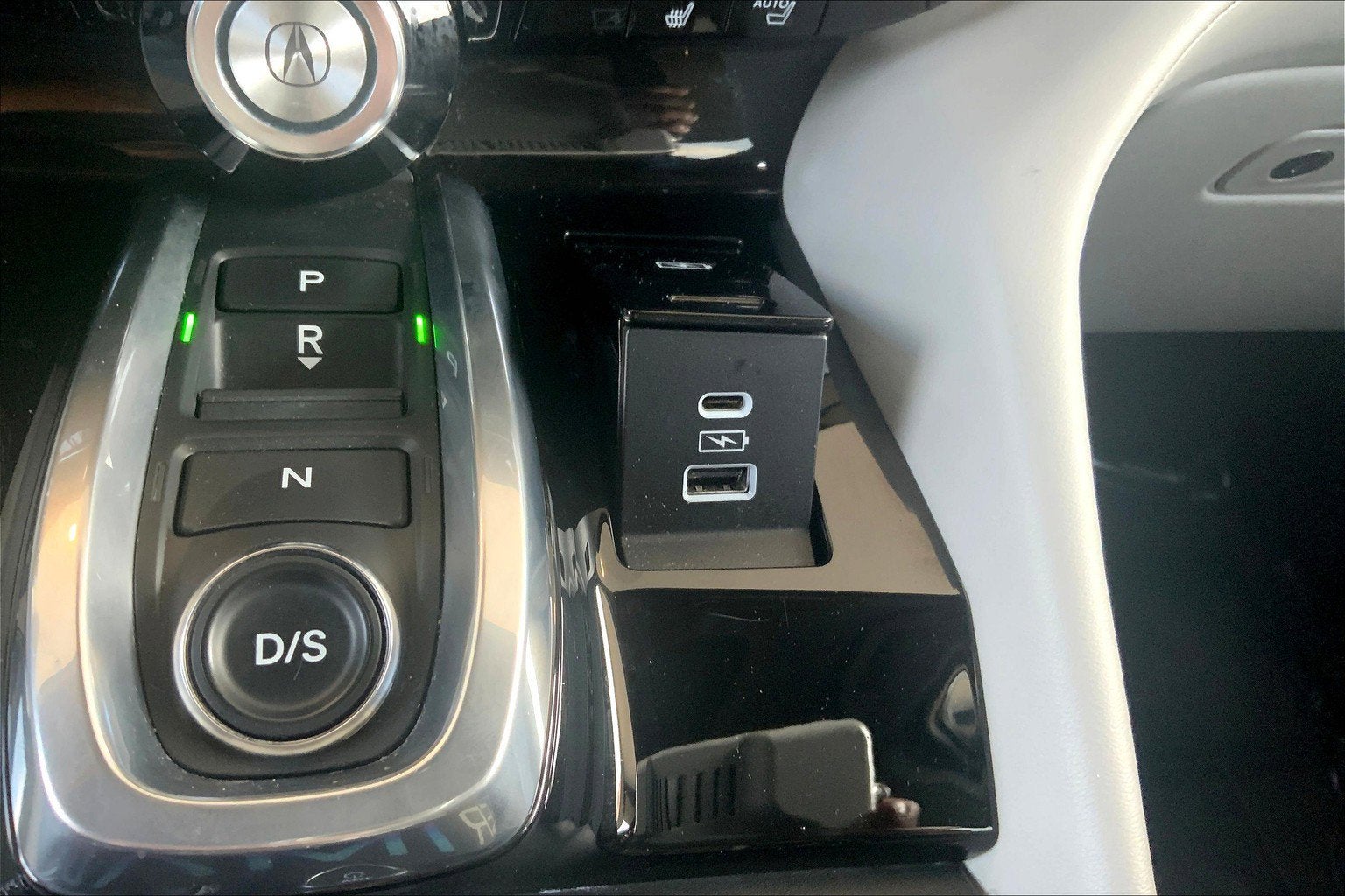 2023 Acura MDX w/Technology Package