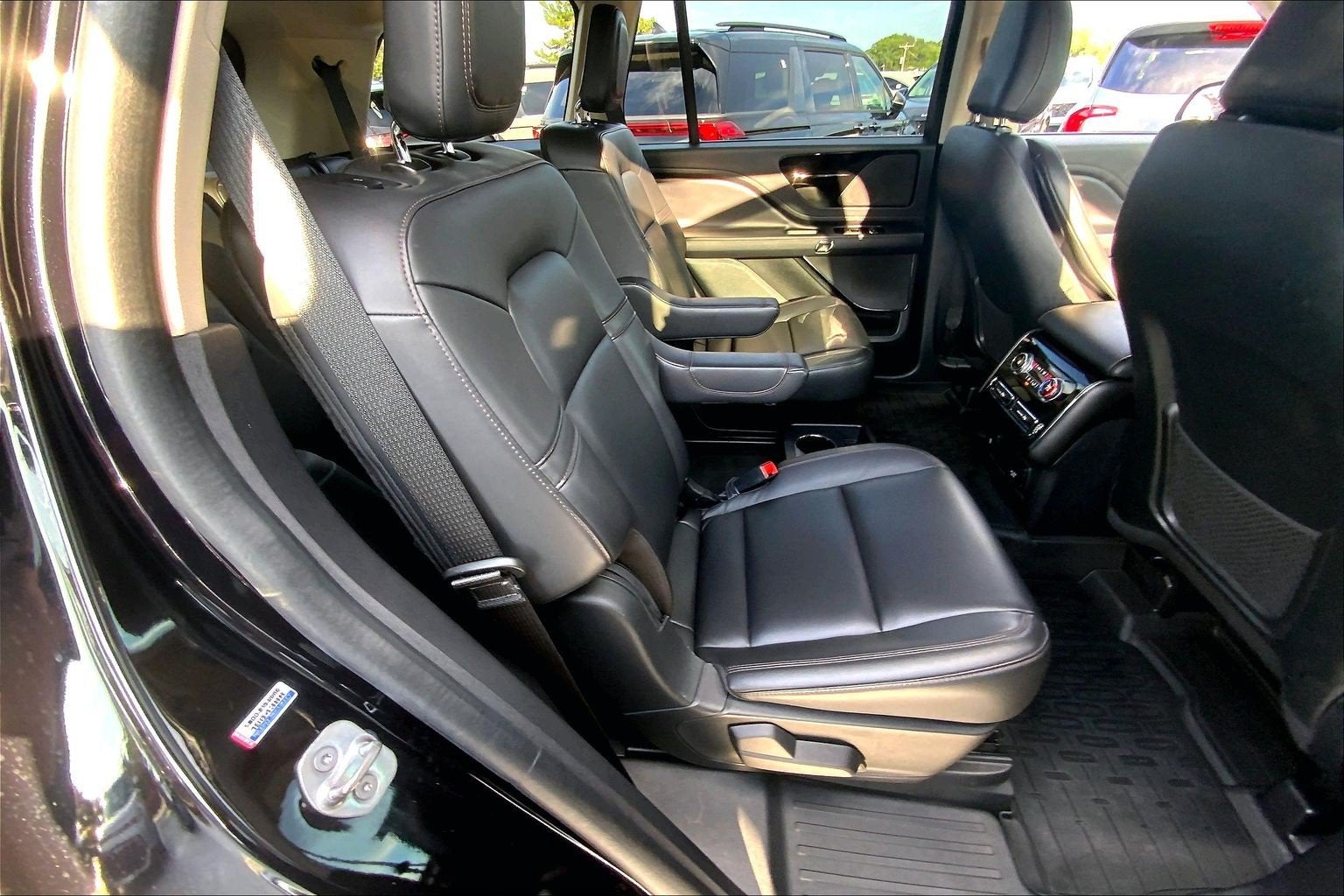 2022 Lincoln Aviator Standard