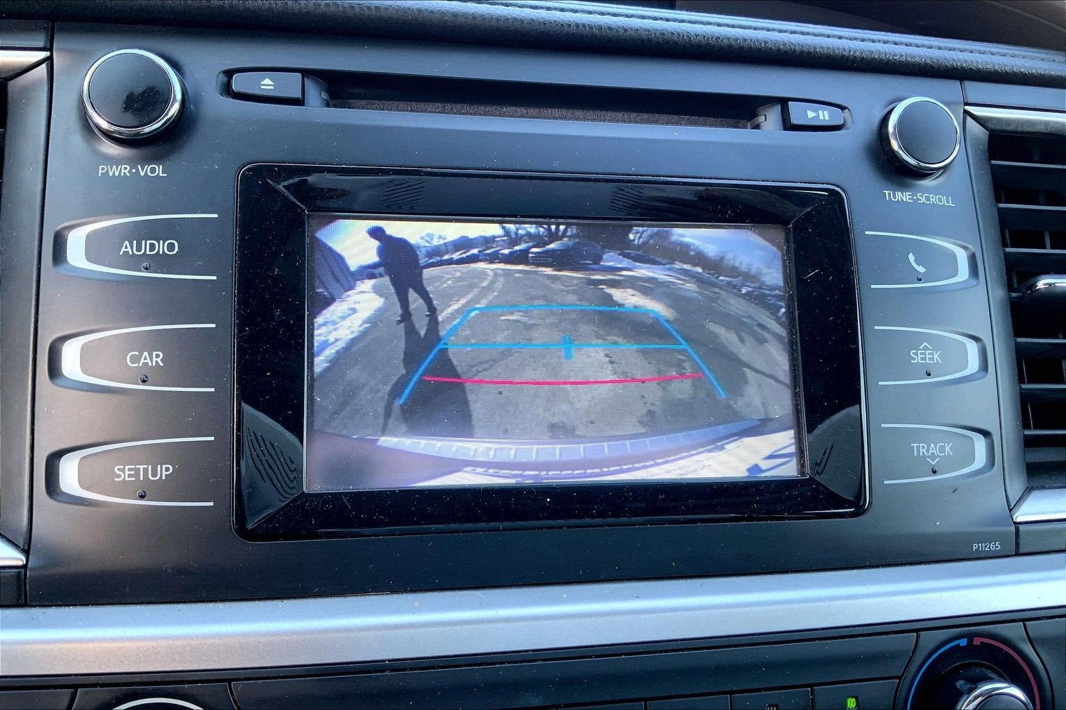 2016 Toyota Highlander LE