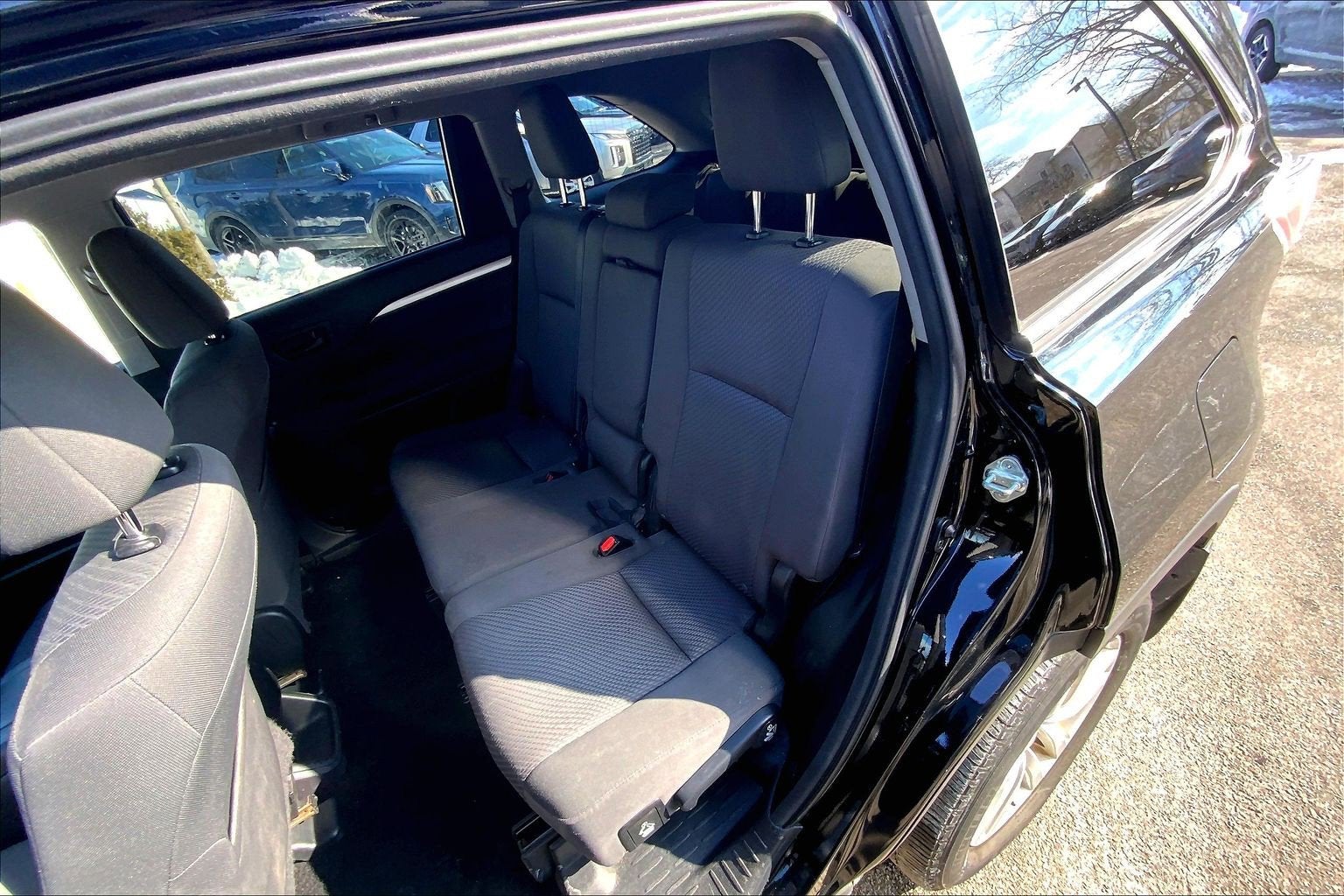 2016 Toyota Highlander LE