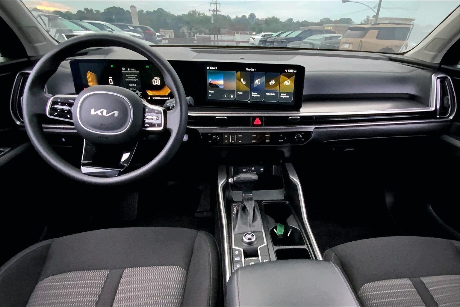 2024 Kia Sorento LX