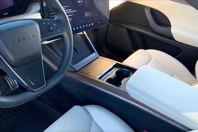 2023 Tesla Model X Standard