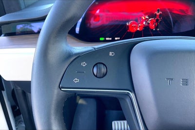 2023 Tesla Model X Standard
