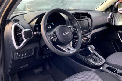 2025 Kia Soul LX