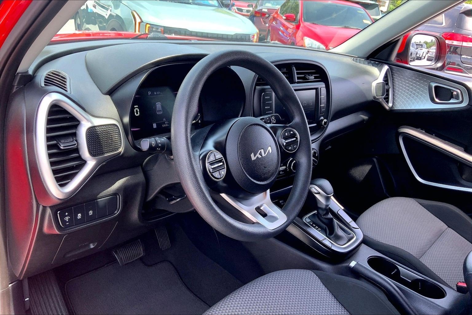 2024 Kia Soul LX