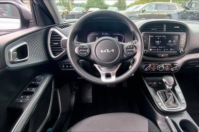 2024 Kia Soul LX