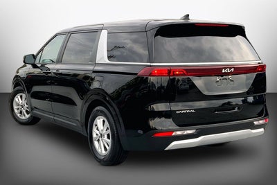 2023 Kia Carnival LX