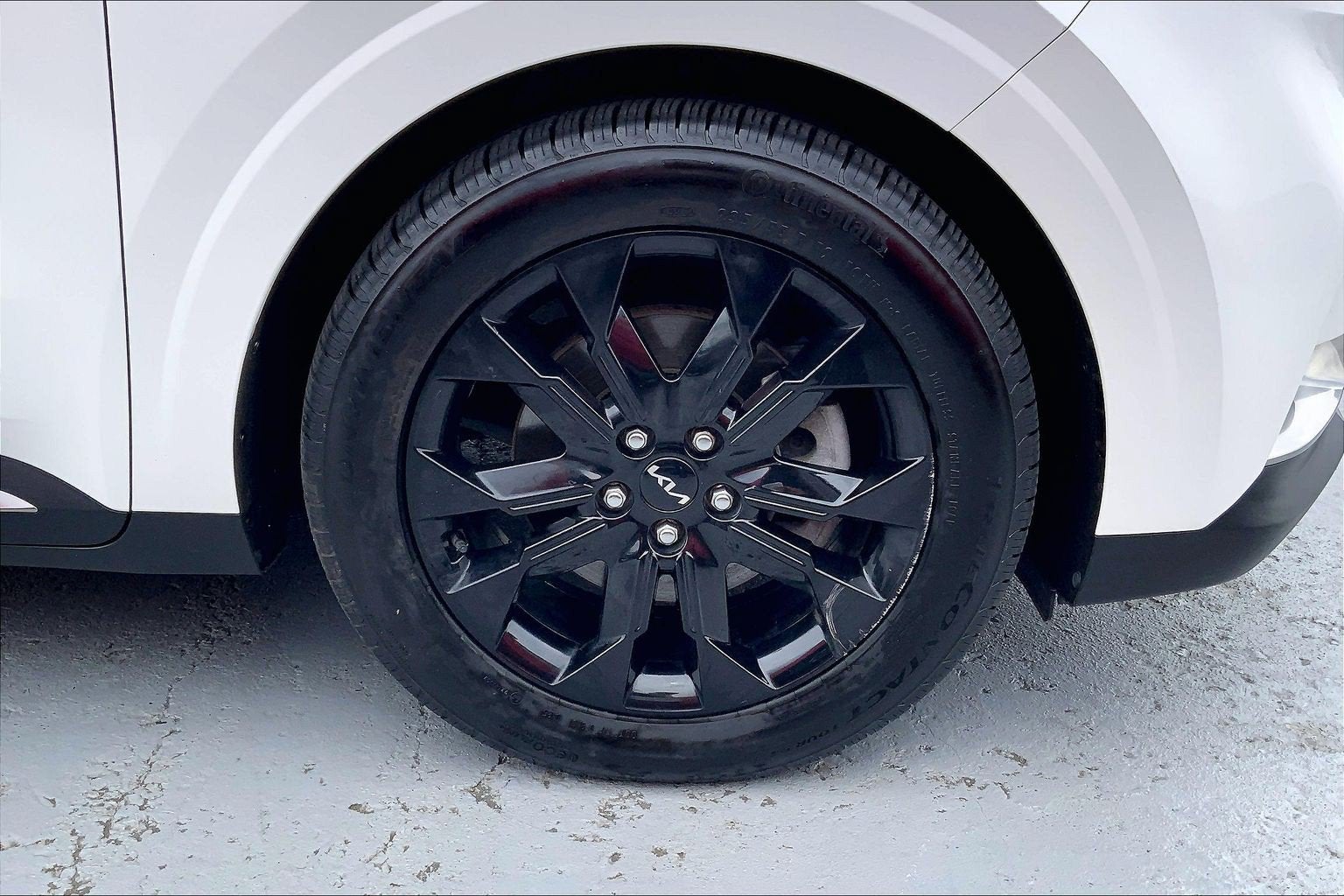 2023 Kia Carnival SX