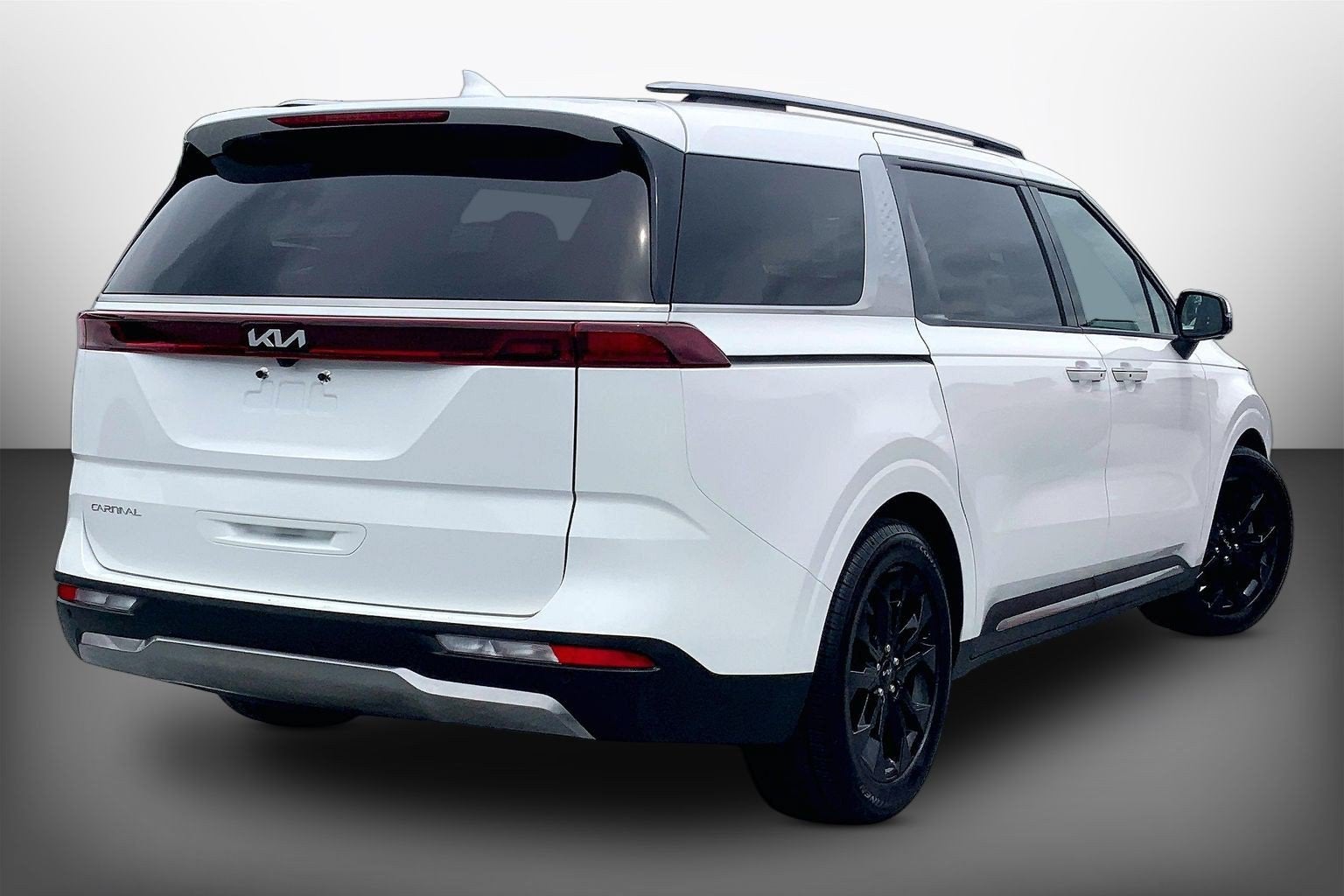 2023 Kia Carnival SX