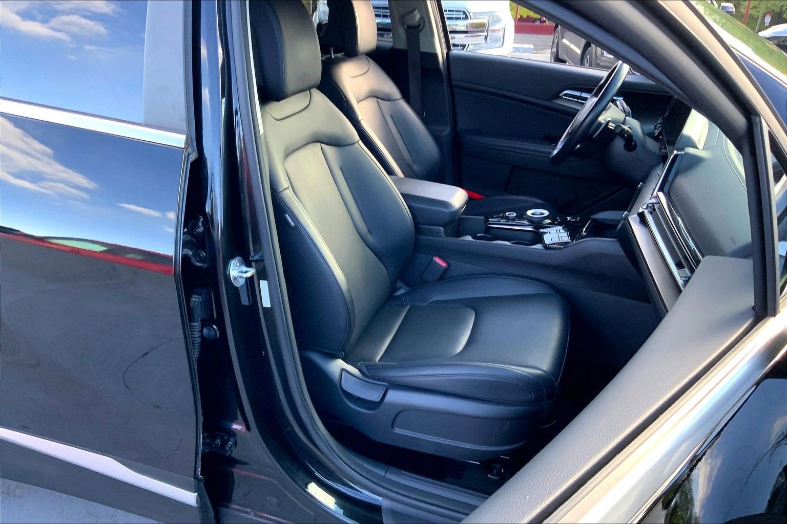 2024 Kia Sportage Hybrid EX