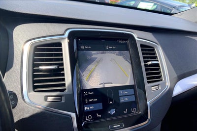 2018 Volvo XC90 Momentum