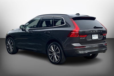 2022 Volvo XC60 Momentum