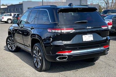 2022 Jeep Grand Cherokee Overland