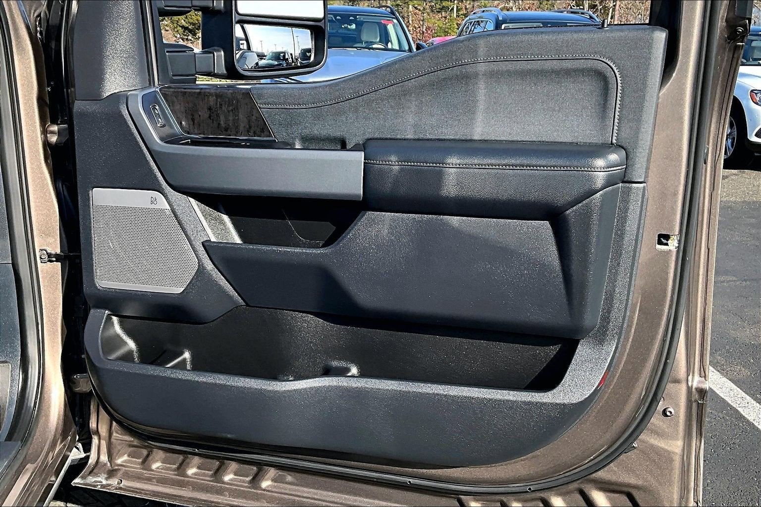 2023 Ford Super Duty F-350 SRW LARIAT