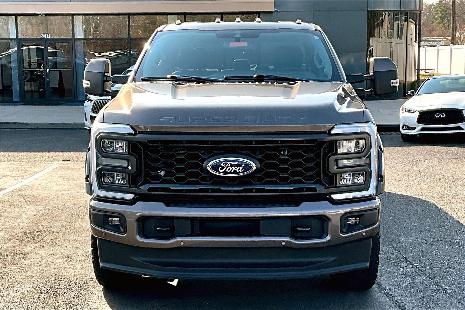 2023 Ford Super Duty F-350 SRW LARIAT