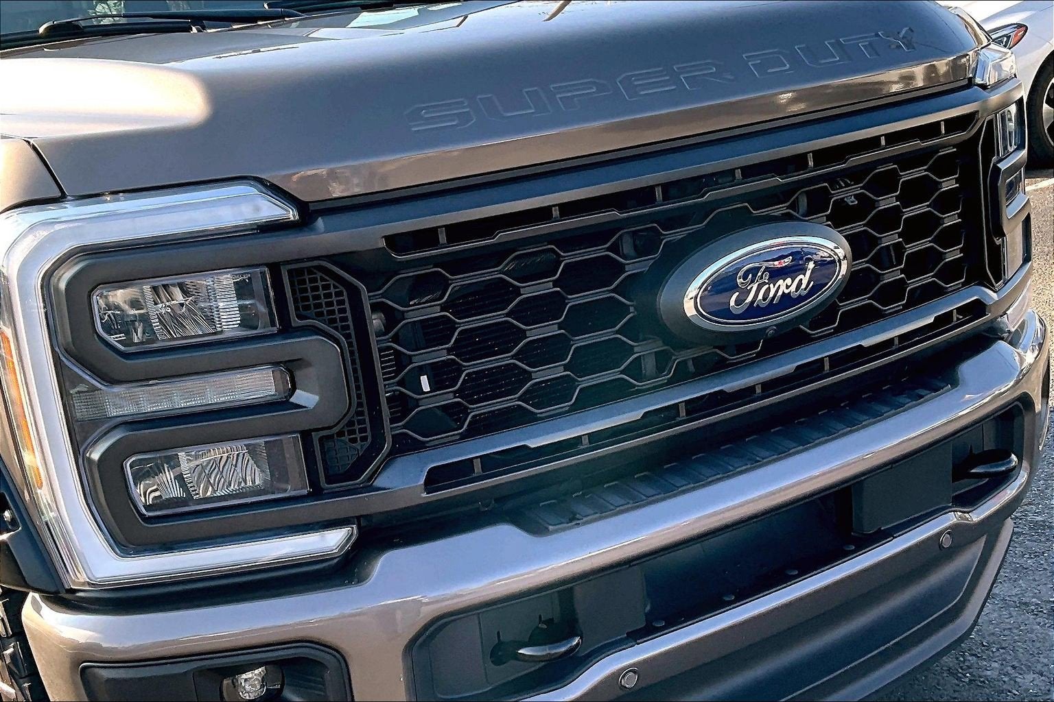 2023 Ford Super Duty F-350 SRW LARIAT