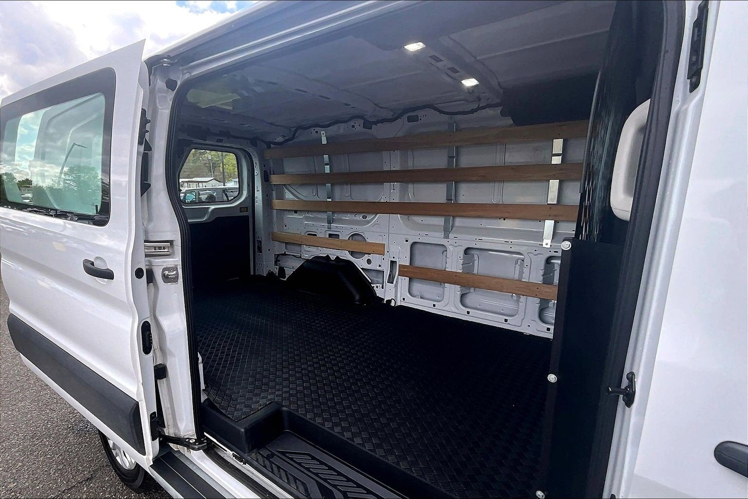2025 Ford Transit Cargo Van Low Roof
