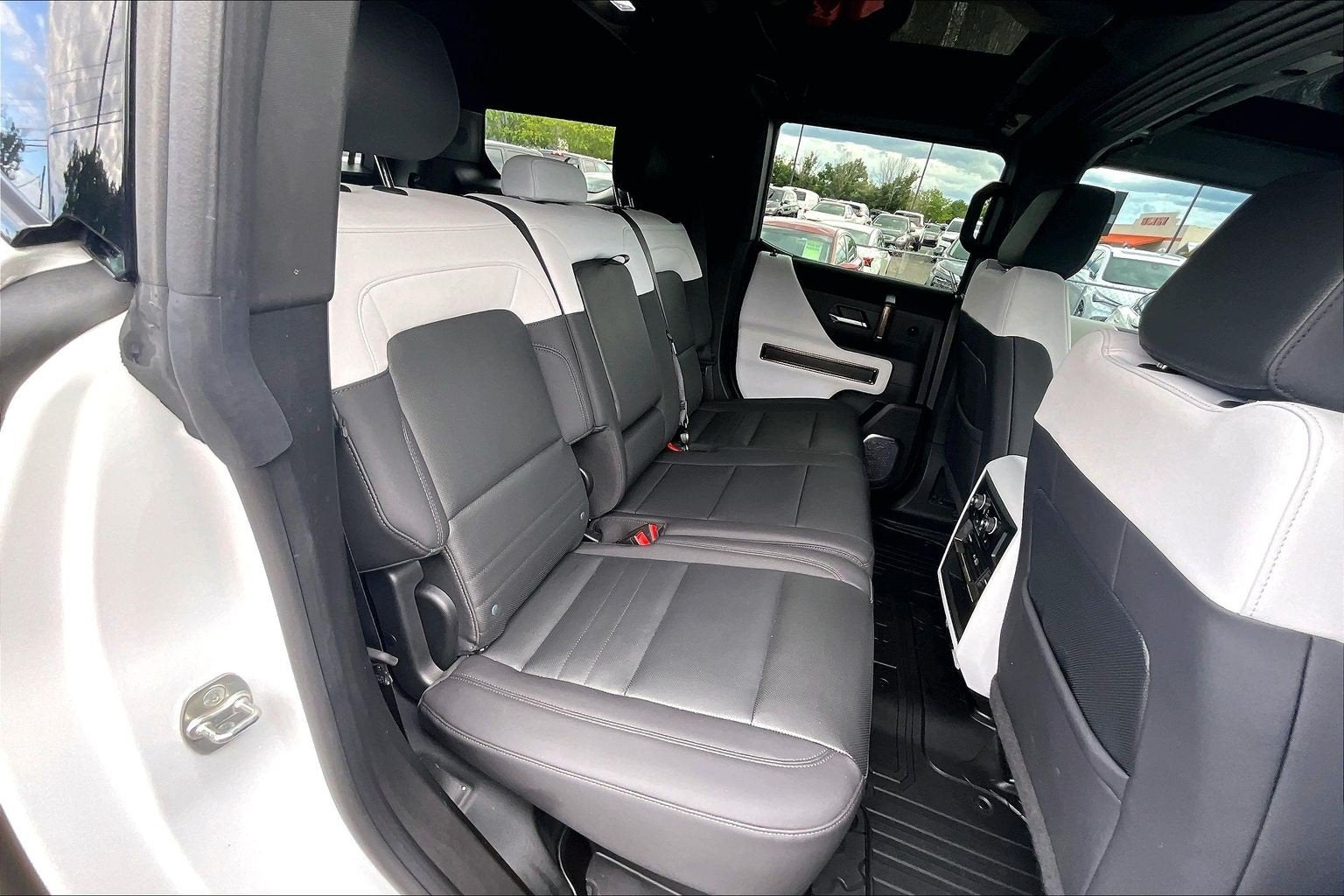 2024 GMC HUMMER EV SUV 3X