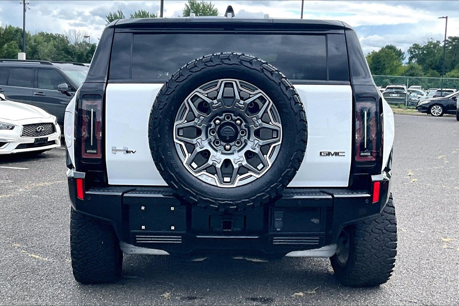 2024 GMC HUMMER EV SUV 3X