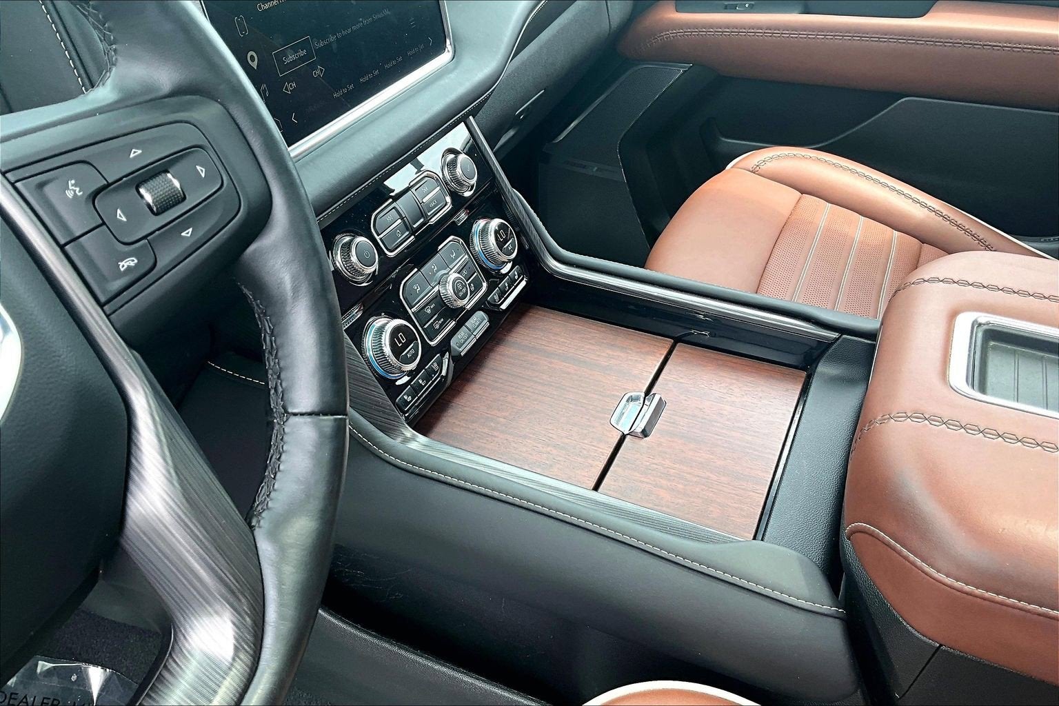 2023 GMC Yukon Denali Ultimate