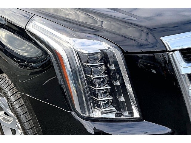 2016 Cadillac Escalade Luxury Collection