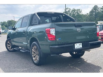 2024 Nissan Titan SV