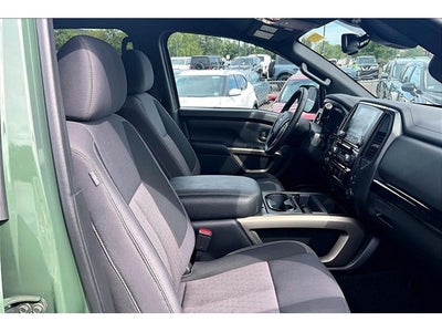 2024 Nissan Titan SV