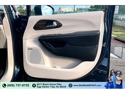 2022 Chrysler Pacifica Limited