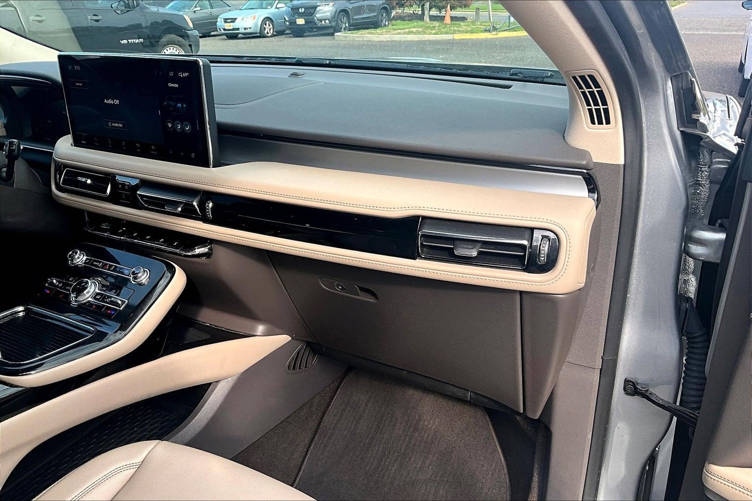 2023 Lincoln Nautilus Standard