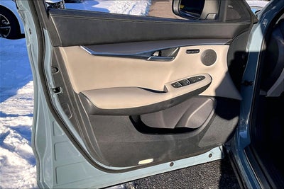 2023 INFINITI QX50 LUXE FWD