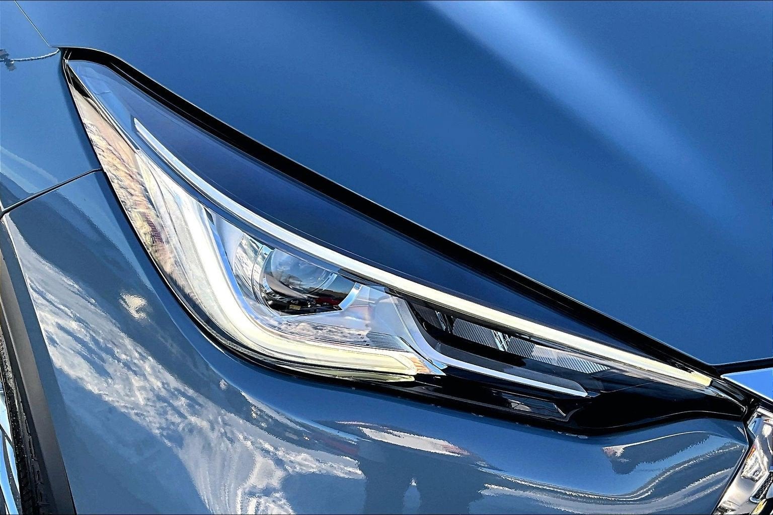 2023 INFINITI QX50 LUXE FWD