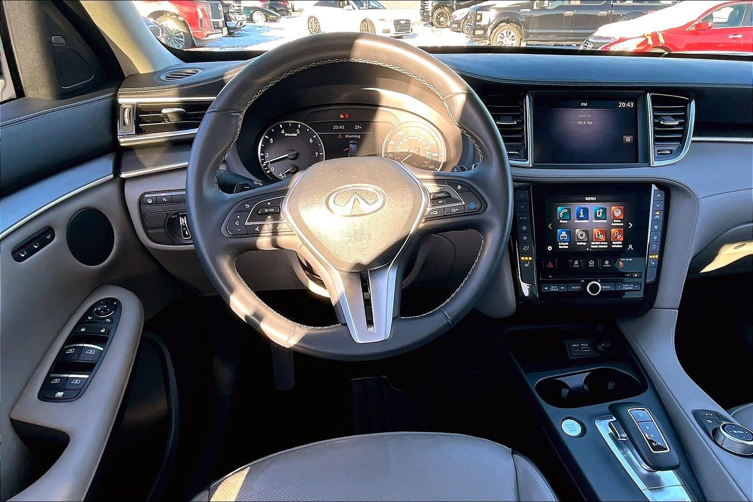 2023 INFINITI QX50 LUXE FWD