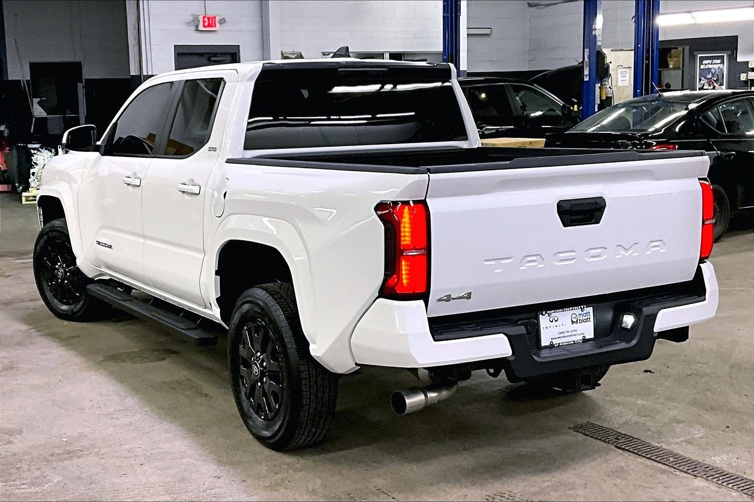 2024 Toyota Tacoma 4WD SR5