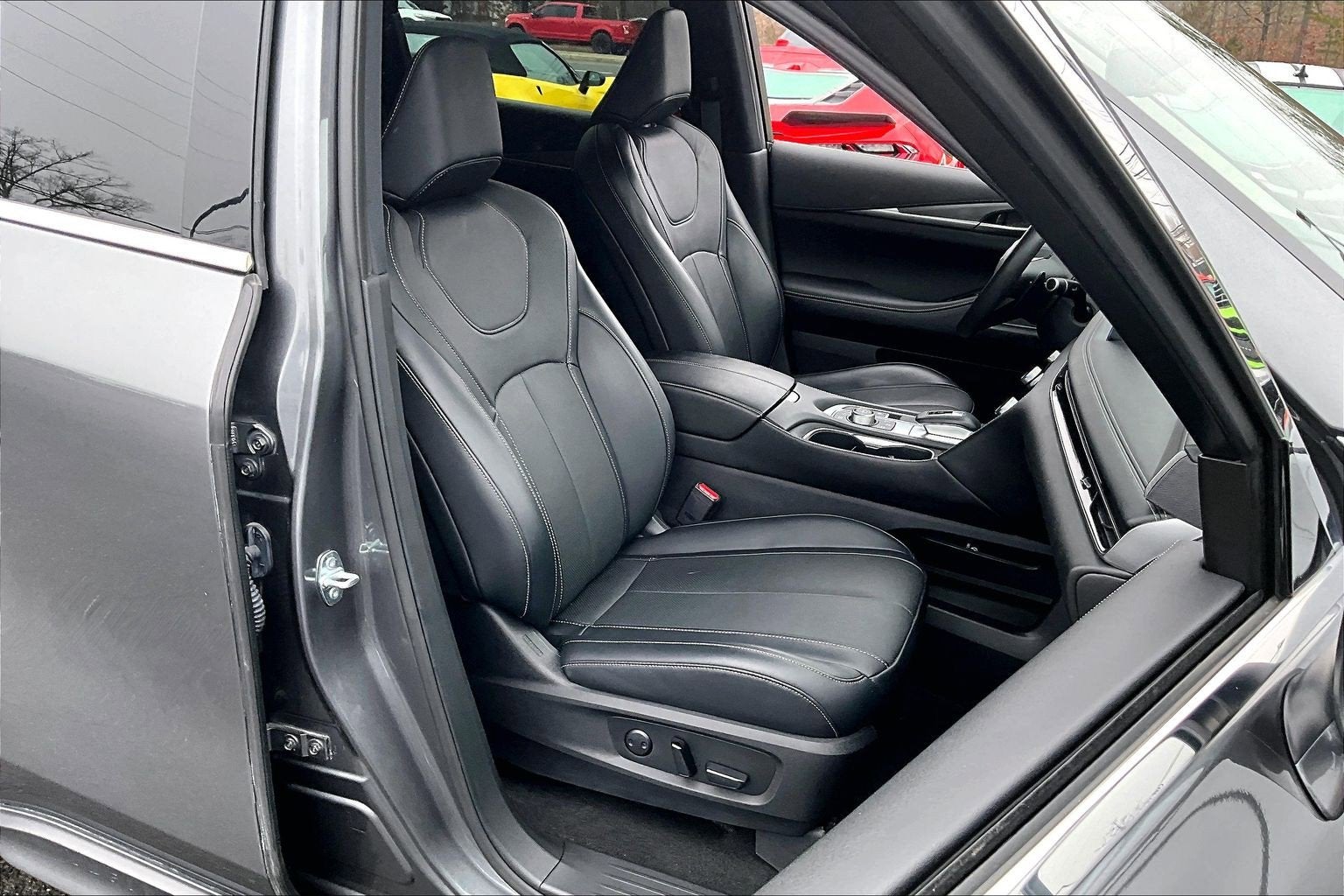 2023 INFINITI QX60 LUXE AWD