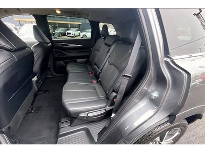 2023 INFINITI QX60 LUXE AWD