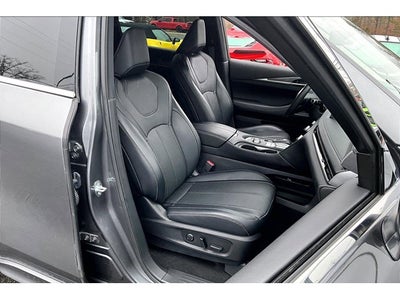 2023 INFINITI QX60 LUXE AWD