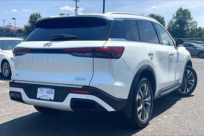 2023 INFINITI QX60 LUXE AWD