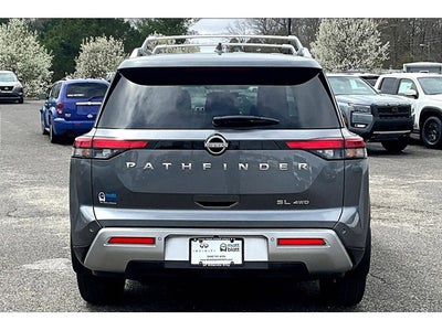2024 Nissan Pathfinder SL