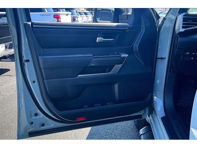 2026 Toyota Tundra 4WD SR5